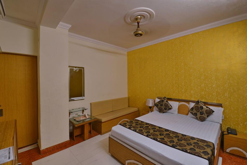 Hotel New Mg Residency อัมริตสา ภายนอก รูปภาพ